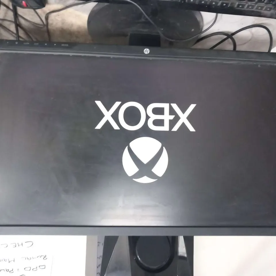 BOXED XBOX SERIES S GAMES CONSOLE WITH CONTROLLER