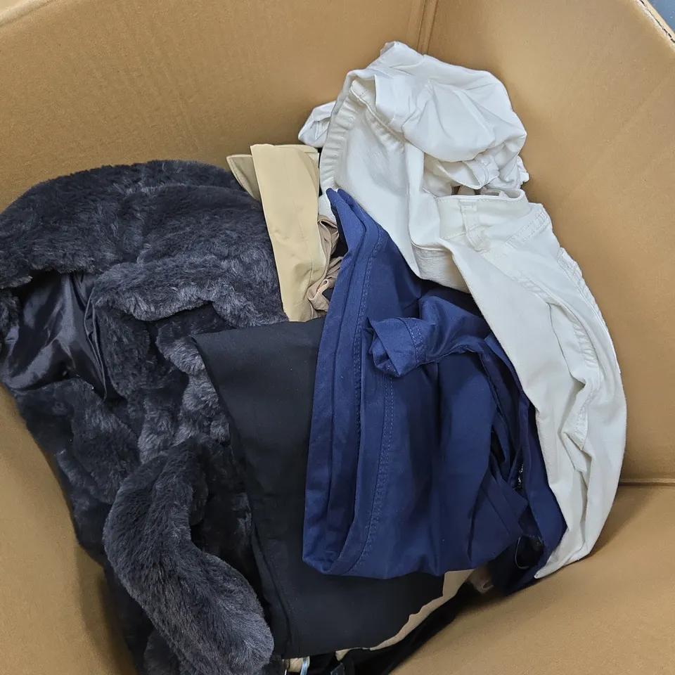 APPROXIMATELY 12 ASSORTED CLOTHING ITEMS IN VARIOUS SIZES, SYLES & COLOURS TO INCLUDE BRANDS SUCH AS CENTIGRADE, RUTH LANGSFORD, BRENDA EDWARDS, ETC