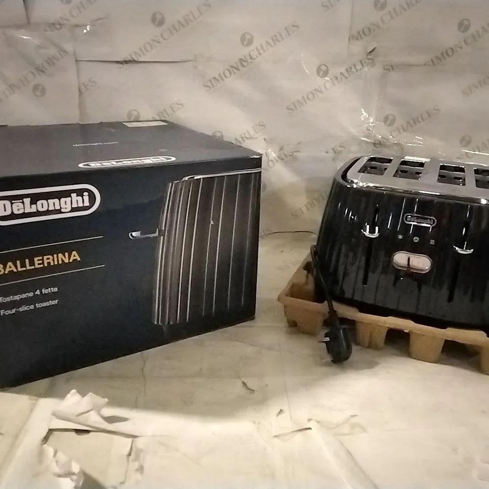 BOXED DELONGHI BALLERINA 4 SLICE TOASTER 