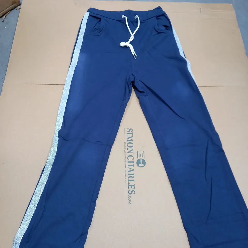 BOX OF APPROXIMATELY 10 X KINTSUGI BLUE & SILVER JOGGING BOTTOMS SIZES 10-18