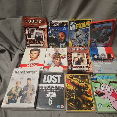 APPROXIMATELY 20 ASSORTED DVDS AND BOXSETS TO INCLUDE DEXTER SEASON 2, TAGGART SIX DVD SET, HOW TO TRAIN YOUR DRAGON, ETC