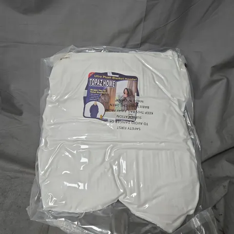 TOPAZ HOME BOX OF 10 ULTRA PLUSH BLANKET HOODIE – WHITE, ONE SIZE FITS ALL