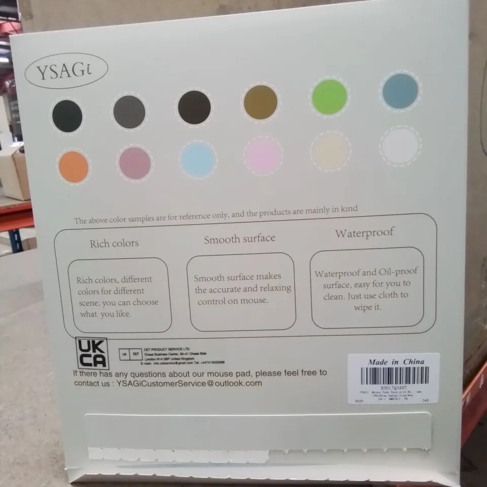 BOX CONTAINING APPROXIMATELY 90 BOXED MOUSE MAT PADS (COLOURS MAY VARY)
