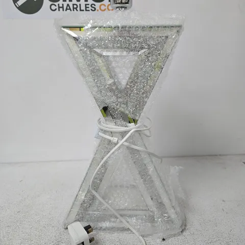 GEOMETRIC TRIANGLE FLOOR LAMP