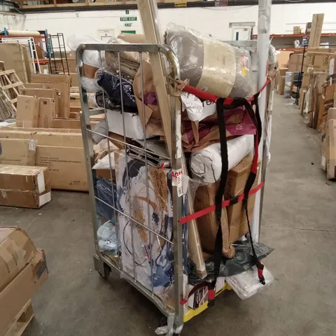 CAGE OF ASSORTED HOUSEHOLD GOODS AND PRODUCTS TO INCLUDE; BEDDING, CANVAS PRINT, LIGHTING, CURTAINS ETC - CAGE NOT INCLUDED 