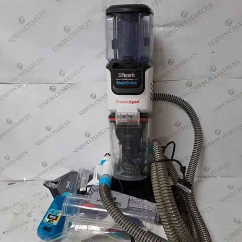 SHARK CARPET XPERT DEEP CARPET CLEANER & BUILT IN STAIN STRIKER EX200UK - COLLECTION ONLY