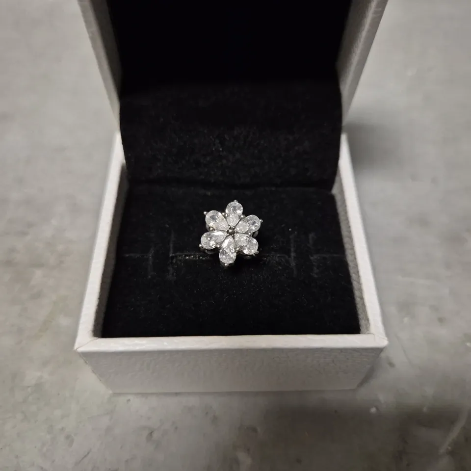 BOXED PANDORA WHITE FLOWER BRACELET CHARM 