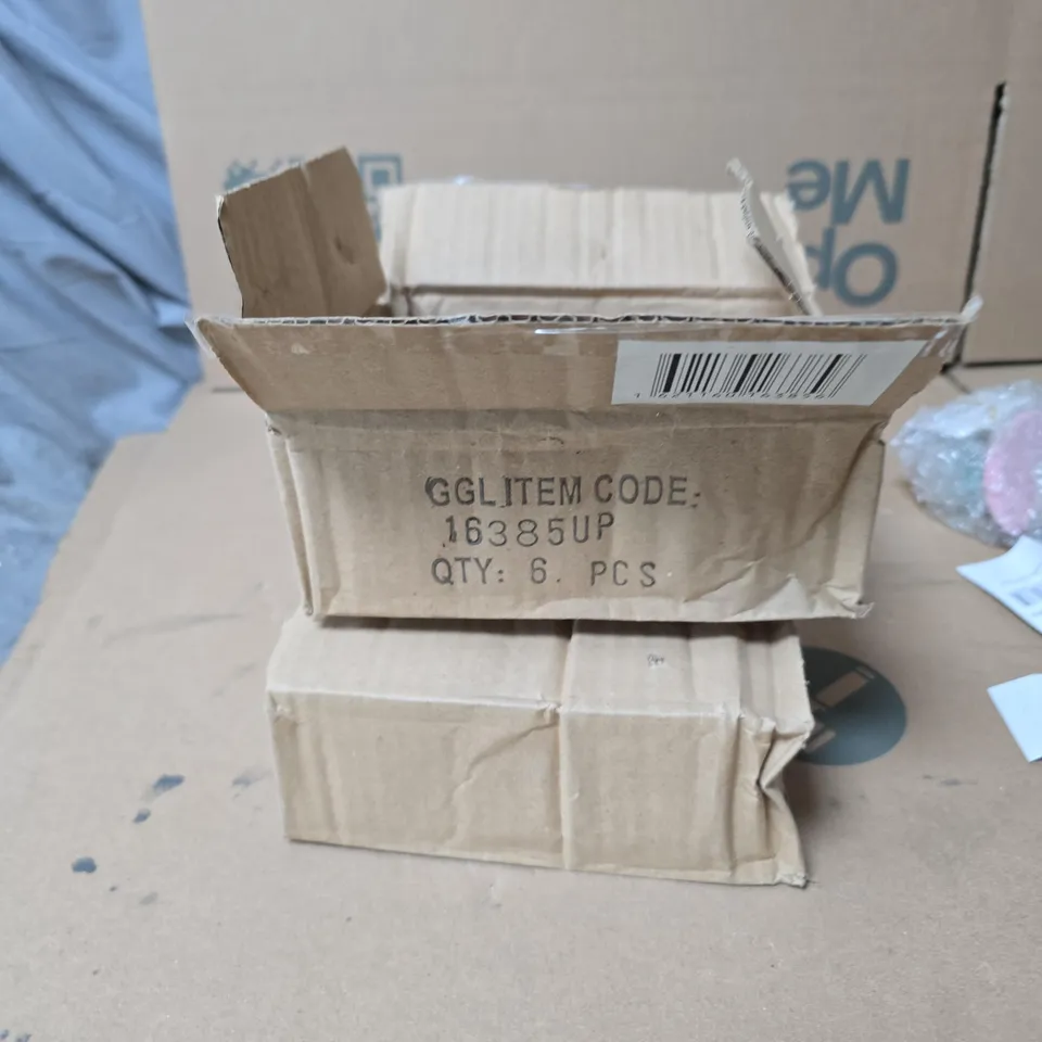 2 BOXES OF ASSORTED GISELA GRAHAM SMALL DECORATIONS 