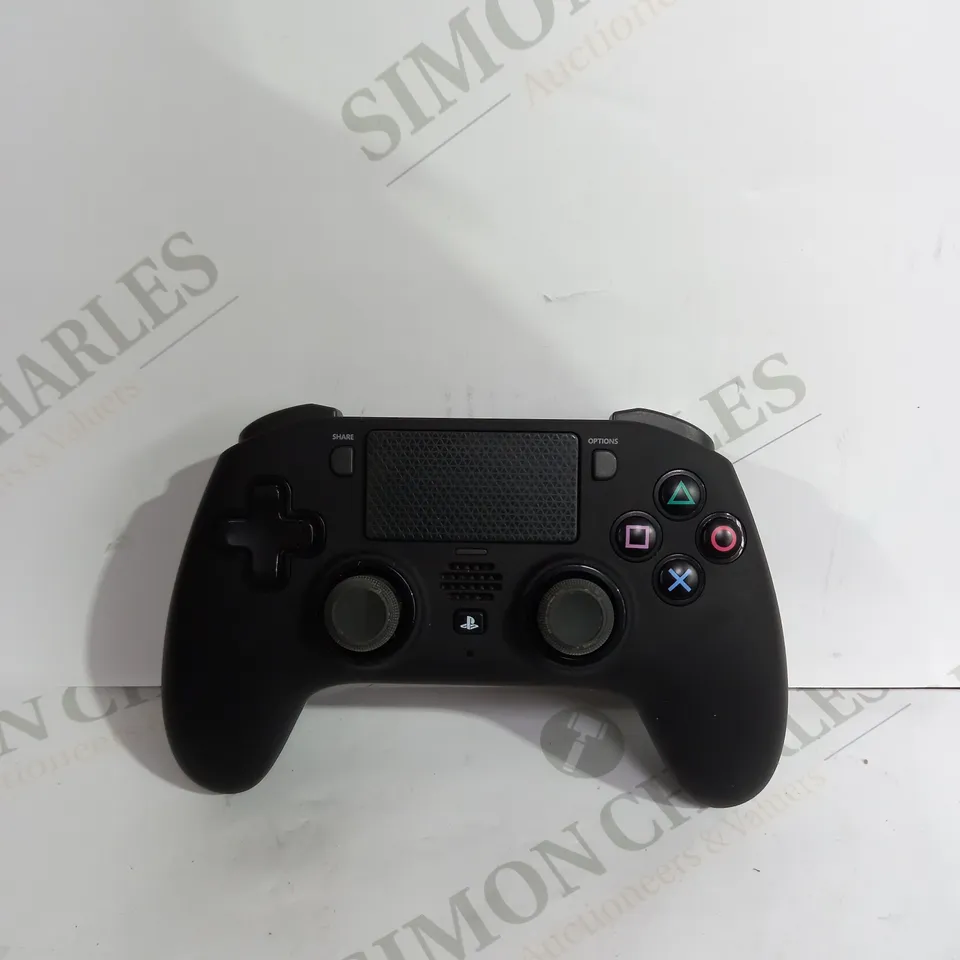 PS4 FUSION BY POWERA CONTROLLER