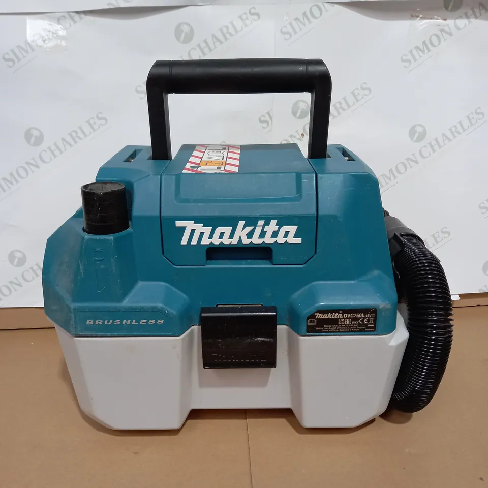 MAKITA DVC750L 18V BRUSHLESS L CLASS DUST EXTRACTOR