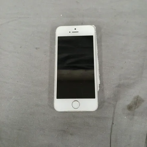 APPLE IPHONE 5S – UNLOCKED – SILVER – 16GB
