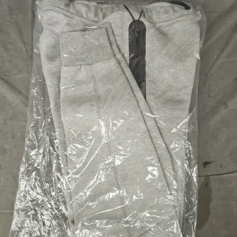 BAGGED NIKE SLIM FIT TAPER LEG SWEATPANTS IN GREY SIZE XS