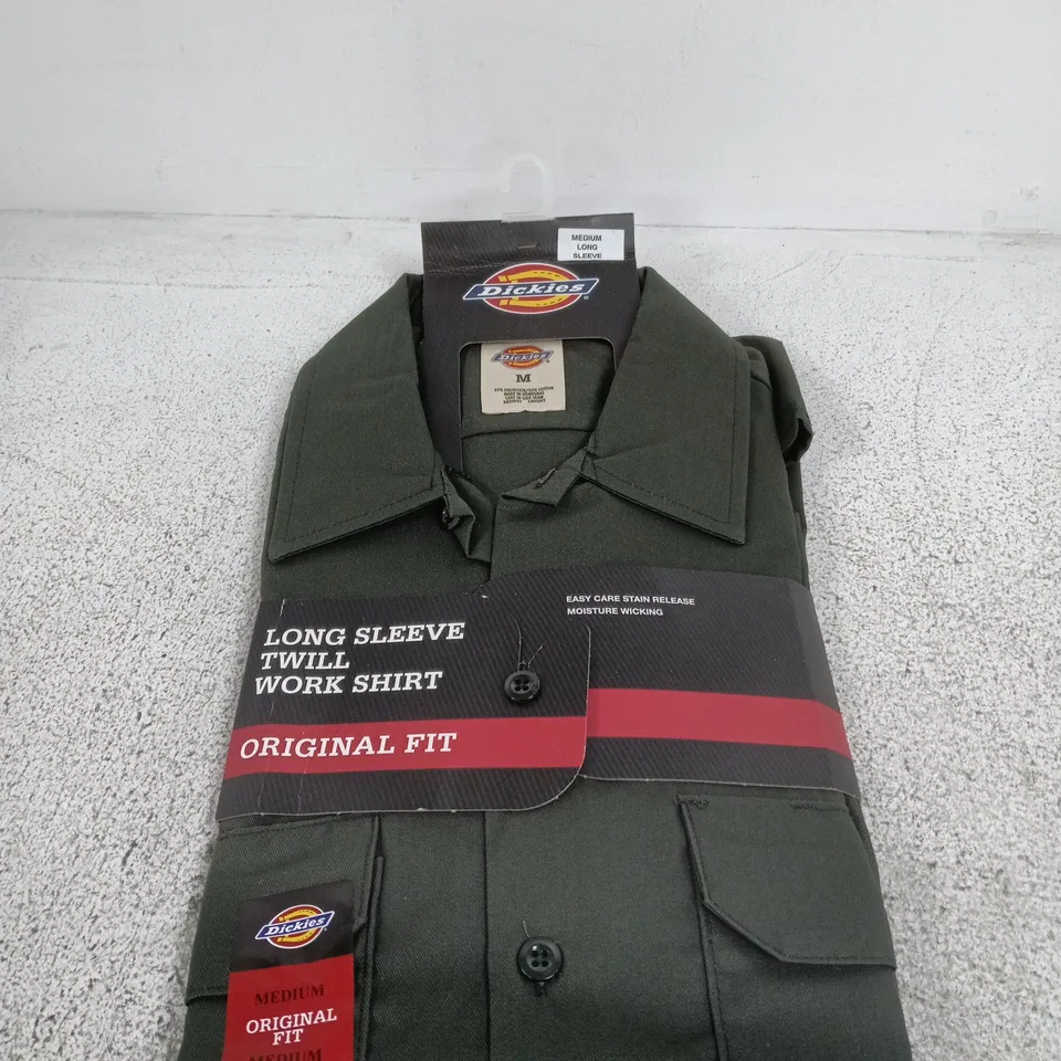 DICKIES LONG SLEEVE WORK SHIRT – MEN'S, MEDIUM (ORIGINAL FIT) – OLIVE GREEN
