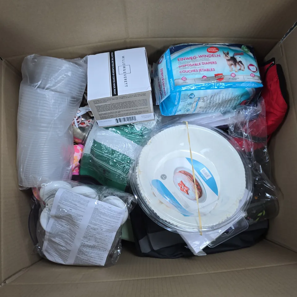 APPROXIMATELY 15 ASSORTED HOUSEHOLD PRODUCTS TO INCLUDE COFFEE CONE DRIPPER, DOG DIAPERS, WORK GLOVES, ETC