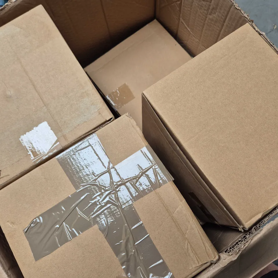 APPROXIMATELY 15 CROWN LED CHRISTMAS TREE TOPPERS