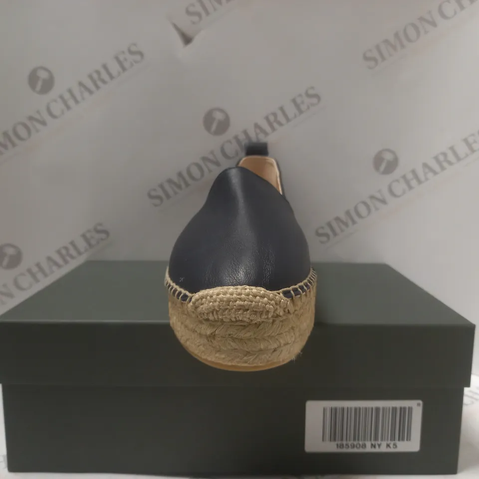 BOXED HOBBS ALICIA ESPADRILLE IN NAVY - SIZE 5