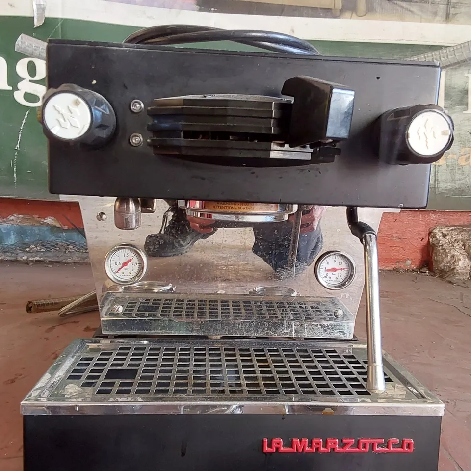 LA MARZOCCO LM011378 LINEA MINI COFFEE MACHINE WITH ACCESSORIES 