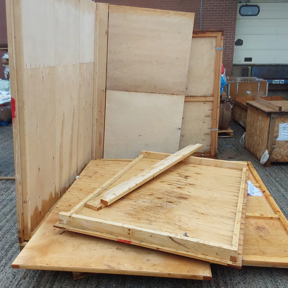  WOODEN SHIPPING CRATE CARCASS/PARTS