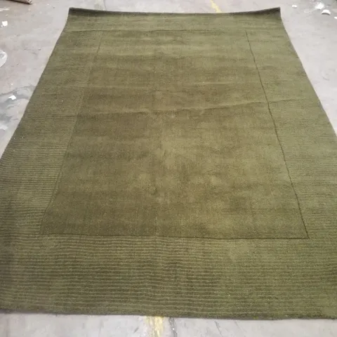 QUALITY DESIGNER AREA RUG - APPROXIMATELY  290X201CM