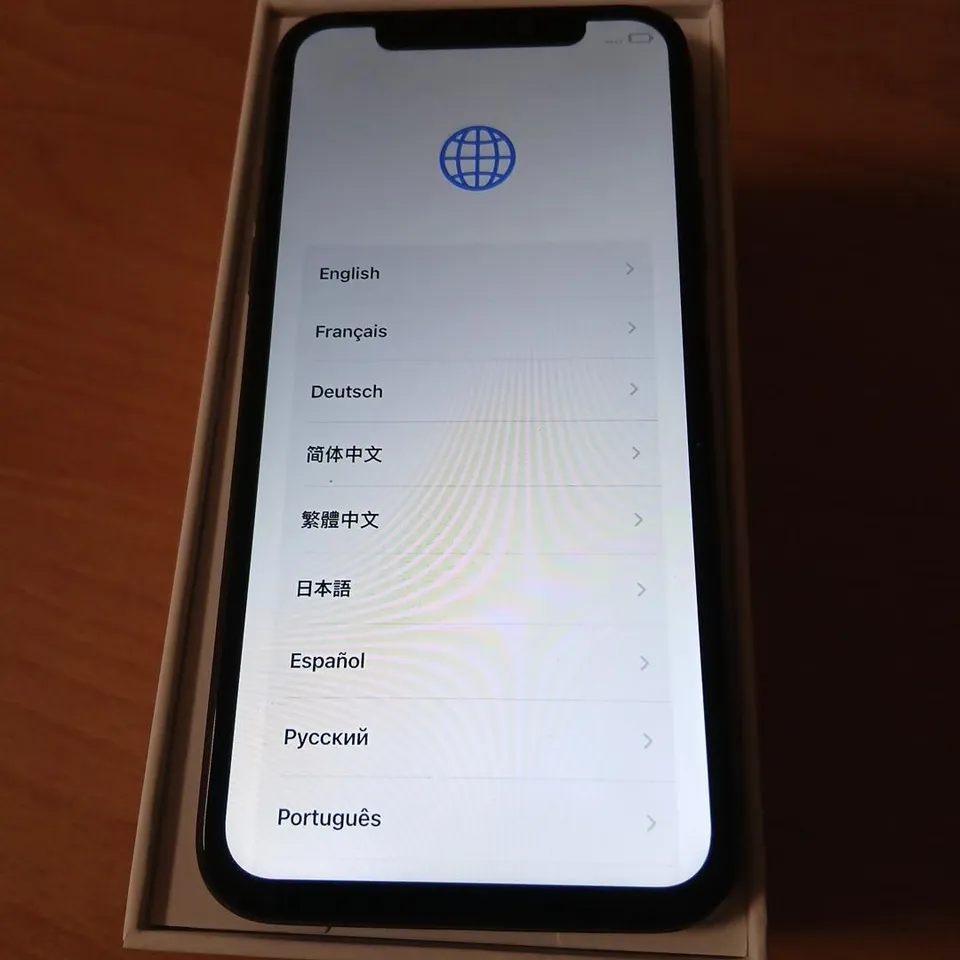 APPLE IPHONE XS 64GB – BOXED