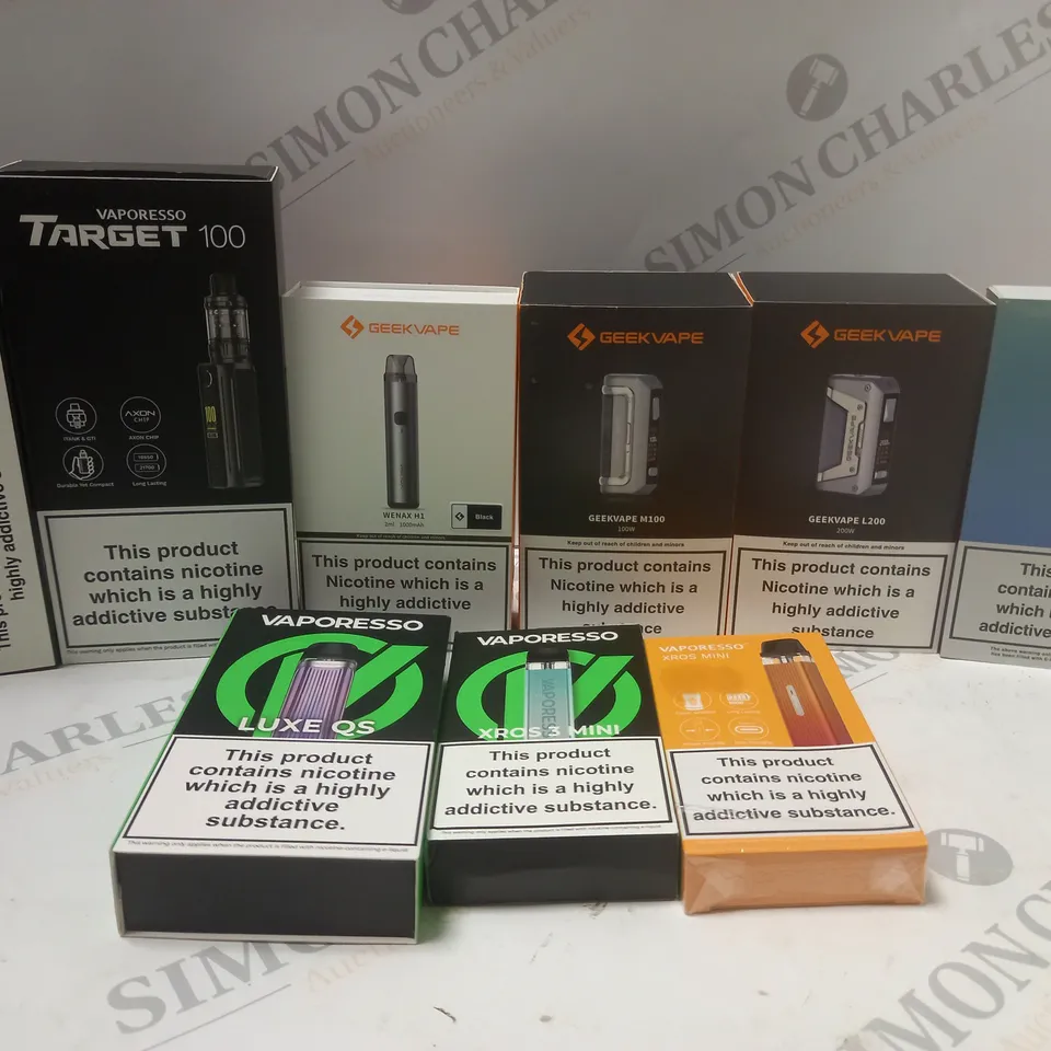 BOX OF APPROX 20 ASSORTED E-CIGARETTES AND DISPOSABLE VAPES 