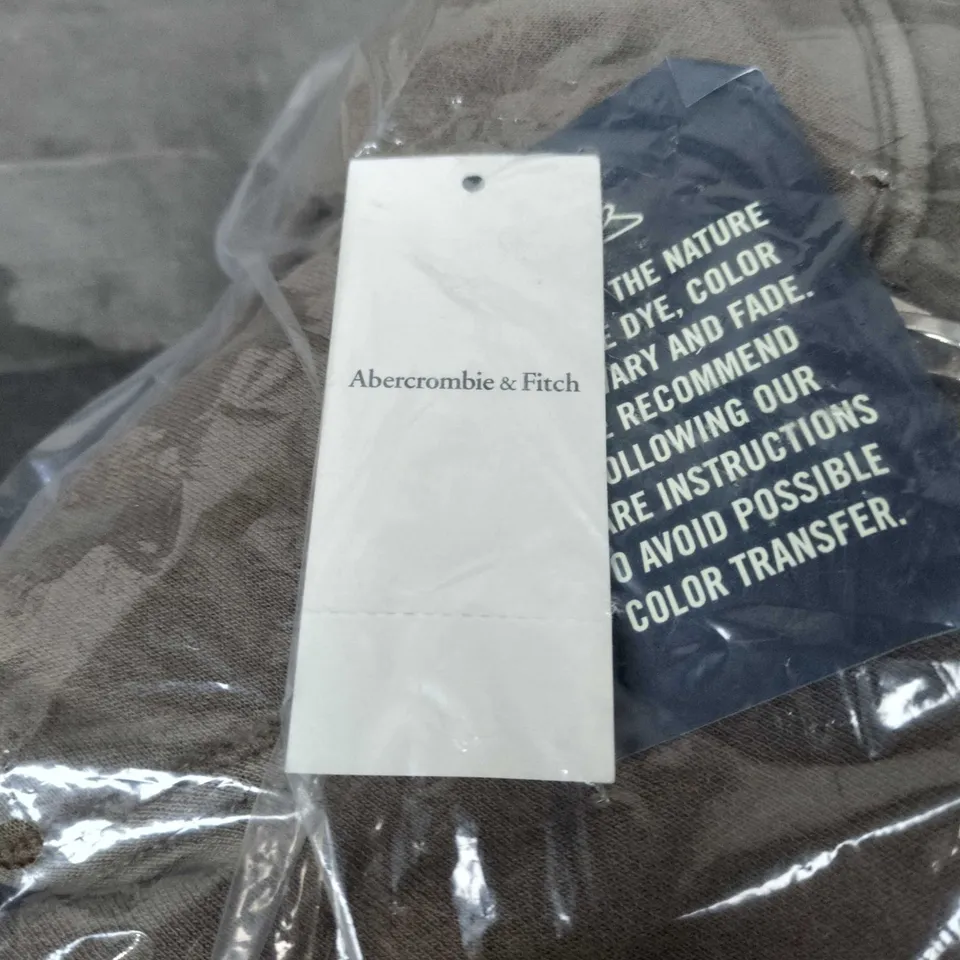 ABERCROMBIE AND FITCH XL ZIP UP HOODIE