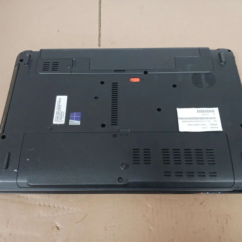 ACER TRAVELMATE P253	15 INCH	I3-3110M 2.40GHZ