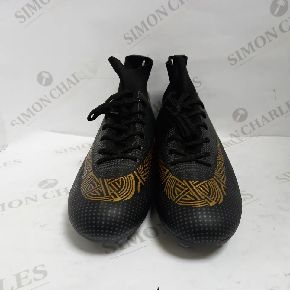 MERCURIAL FOOTBALL BOOTS UK SIZE 10