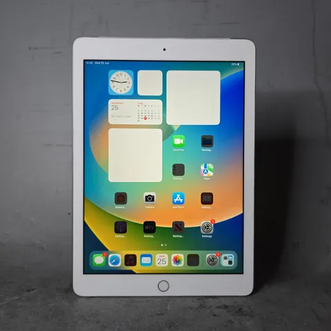 APPLE IPAD 5TH GEN