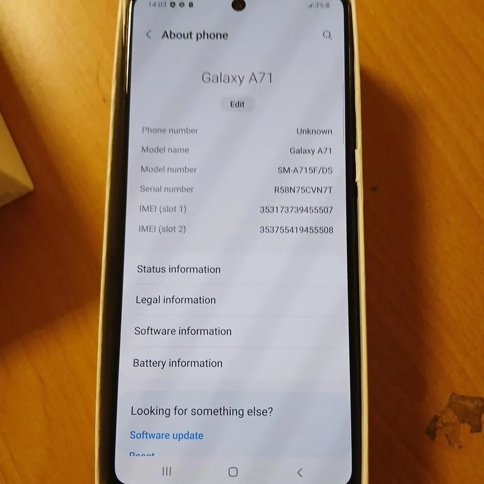 SAMSUNG GALAXY A71 SMARTPHONE – DUAL SIM – BOXED WITH USB-C CHARGING CABLE