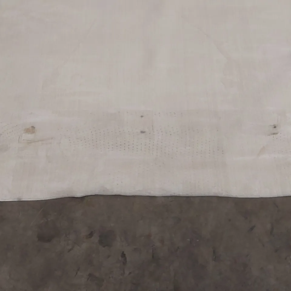 QUALITY DESIGNER AREA RUG - APPROXIMATELY 225 x 150cm