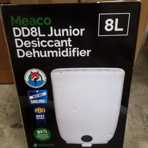 BOXED MEACO DD8L JUNIOR DESICCANT DEHUMIDIFIER 