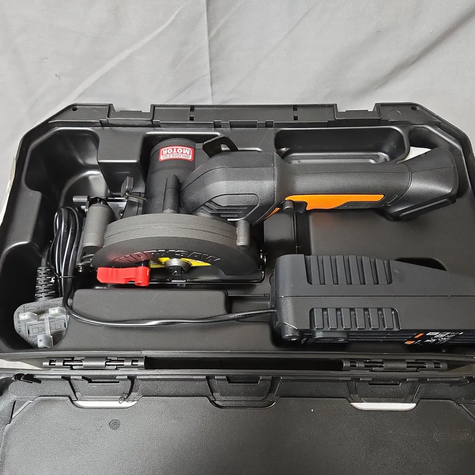 WORX 20V 46MM CORDLESS BRUSHLESS COMPACT WORXSAW WITH X1 2.0AH BATTERY & CHARGER