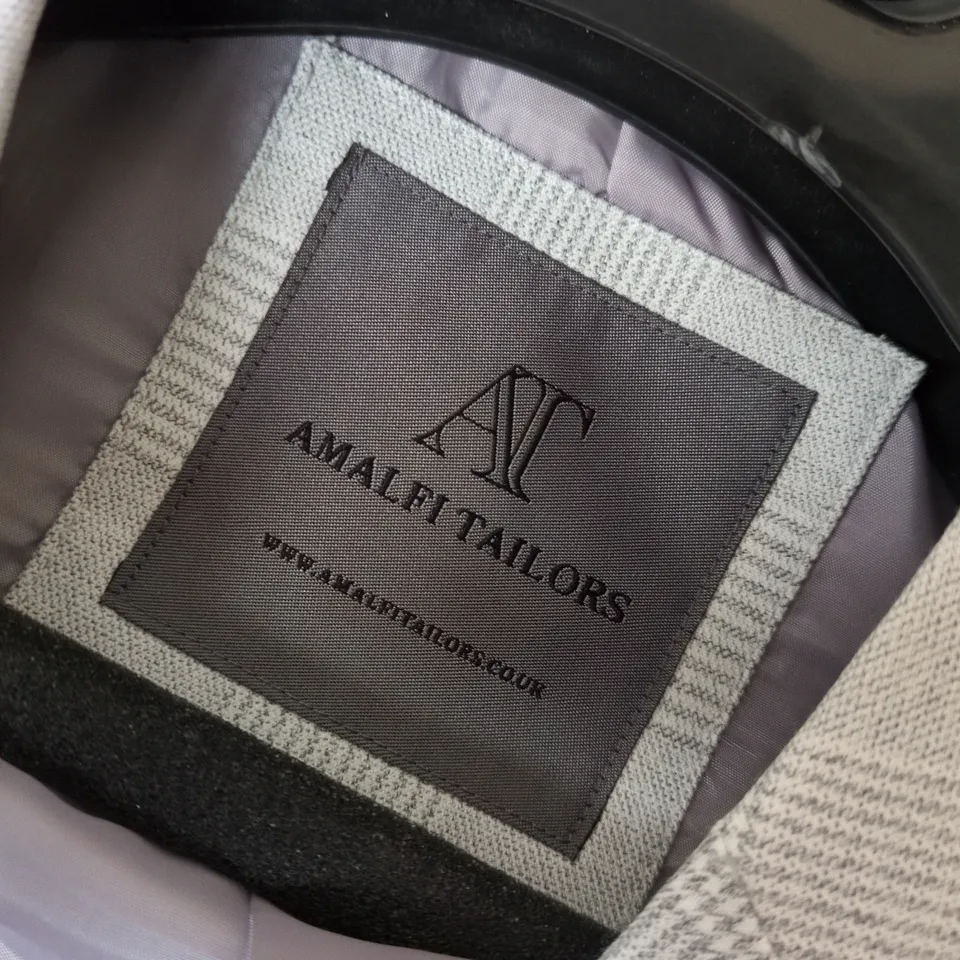 AMALFI TAILORS SANTORINI JACKET IN LIGHT GREY - SIZE 46