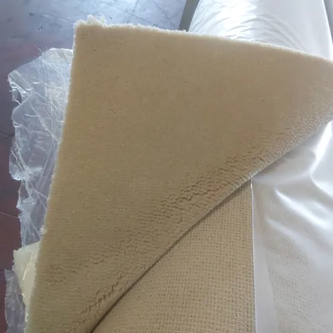 ROLL OF QUALITY ROYAL VELVET BEAUMONT CARPET - APPROXIMATELY 5.51 x 5m