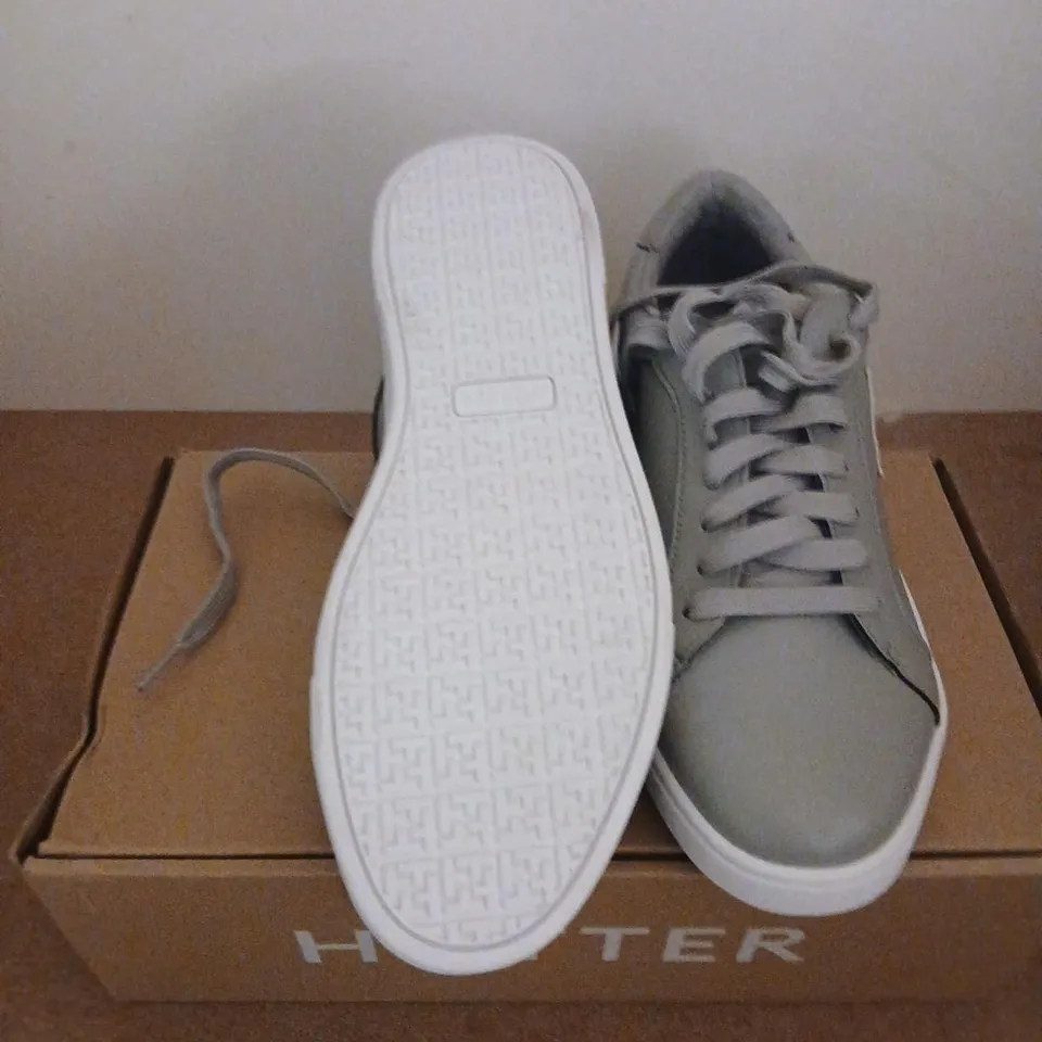 HOTTER STAR-STARZS FLINT GREY-SILVER SNEAKERS, UK 5.5 (US 7.5, EU 38.5) – BOXED