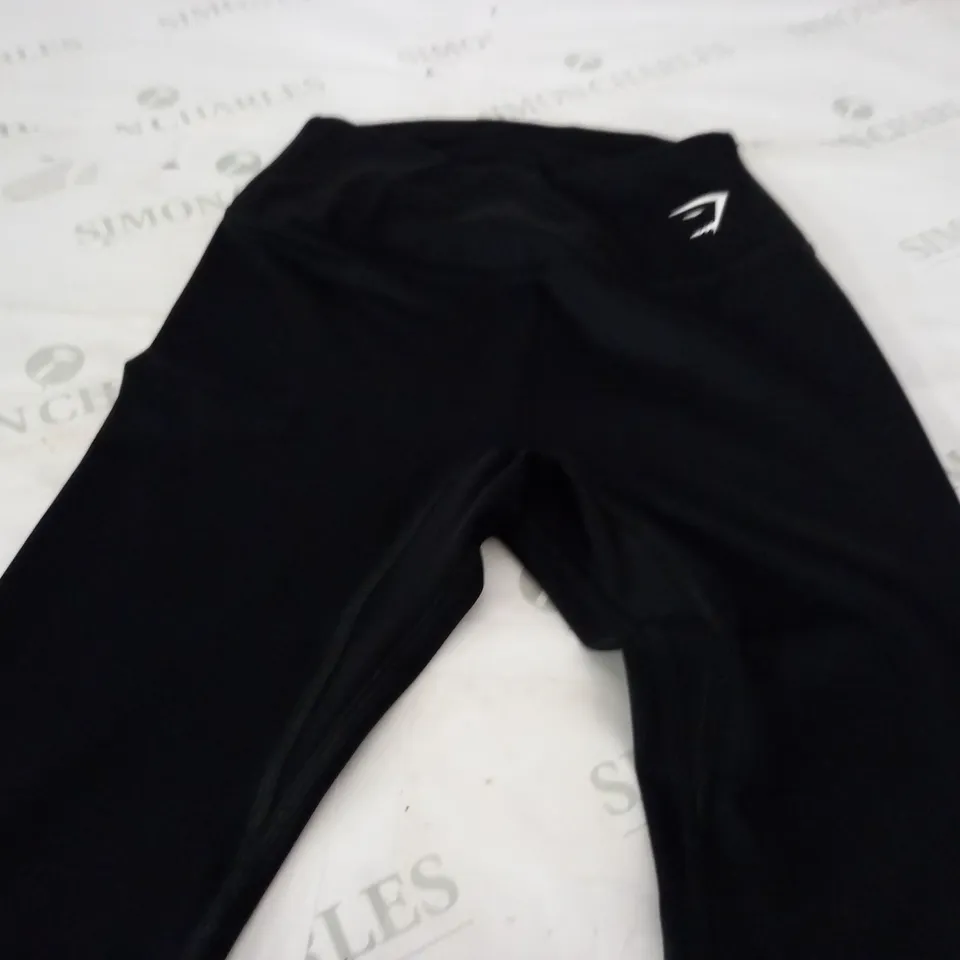 GYMSHARK LEGGING PANTS IN BLACK - SMALL