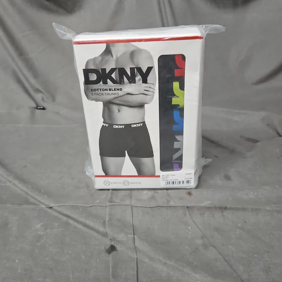 DKNY MEN TRUNKS XL 5 PACK