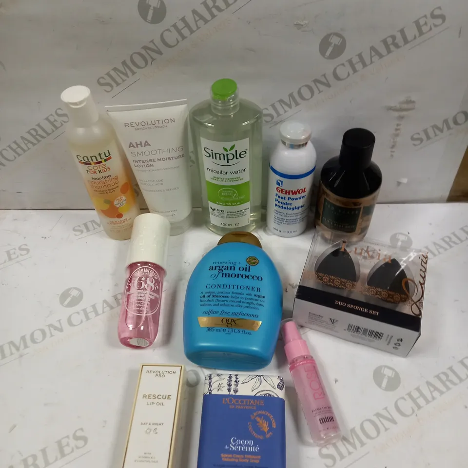 BOX OF APPROXIMATELY 20 ASSORTED HEALTH & BEAUTY PRODUCTS TO INCLUDE GEHWOL FOOT POWDER, ARGAN OIL CONDITIONER, REVOLUTION AHA SMOOTHING INTENSE MOISTURE LOTION ETC