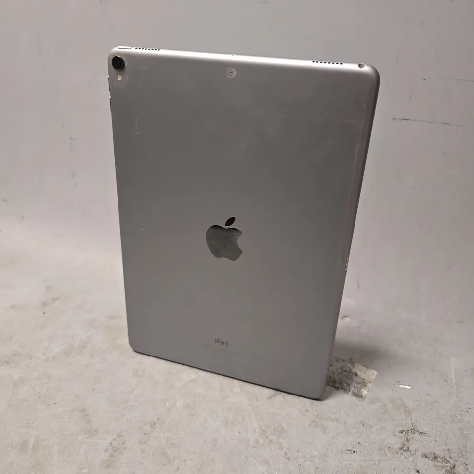 APPLE IPAD PRO MODEL A1701