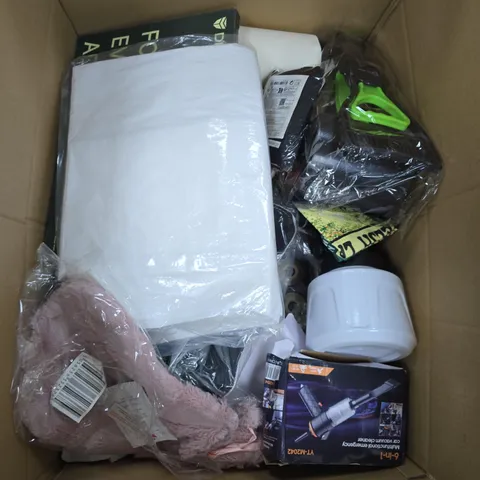 BOX OF APPROXIMATELY 15 ASSORTED HOUSEHOLD ITEMS