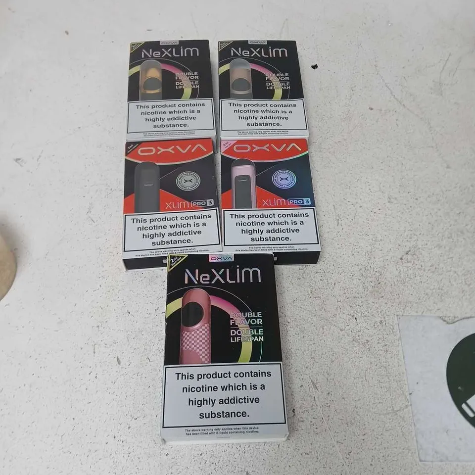 BOX OF APPROXIMATELY 35 ASSORTED E-CIGARETTES AND COMPONENTS TO INCLUDE:  ASSORTED OXVA DEVICE KITS 
