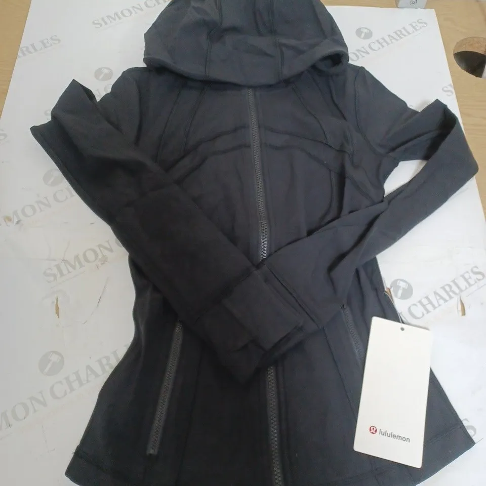 LULUMELON HOODED JACKET SIZE 2