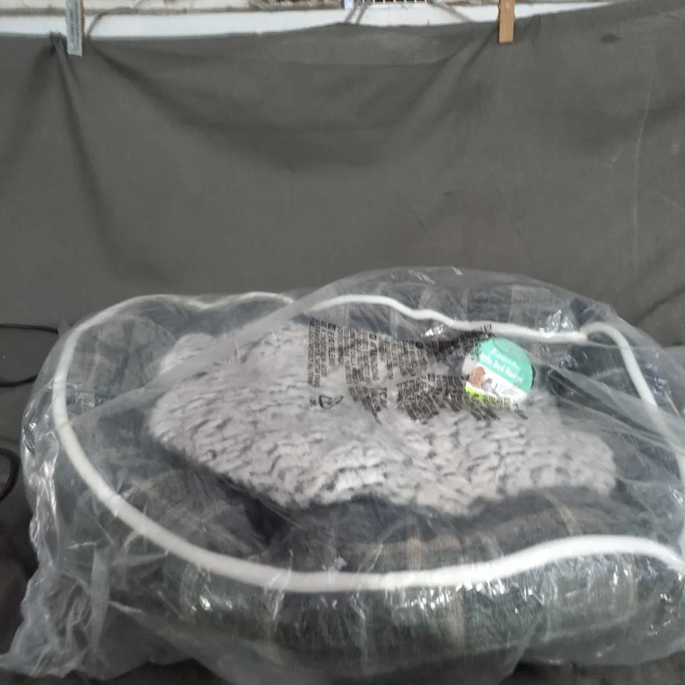 ALL PET SOLUTIONS ALFIE BED RANGE DOG BED – GREY PLUSH