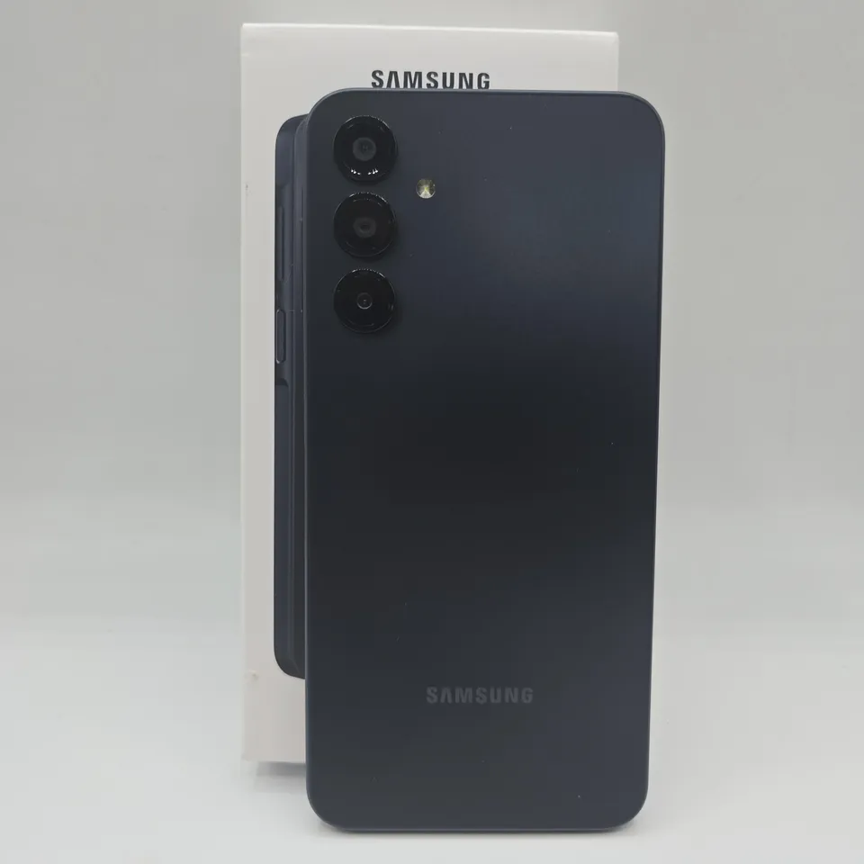 BOXED SAMSUNG GALAXY A16 4/128GB IN BLACK - SM-A165F