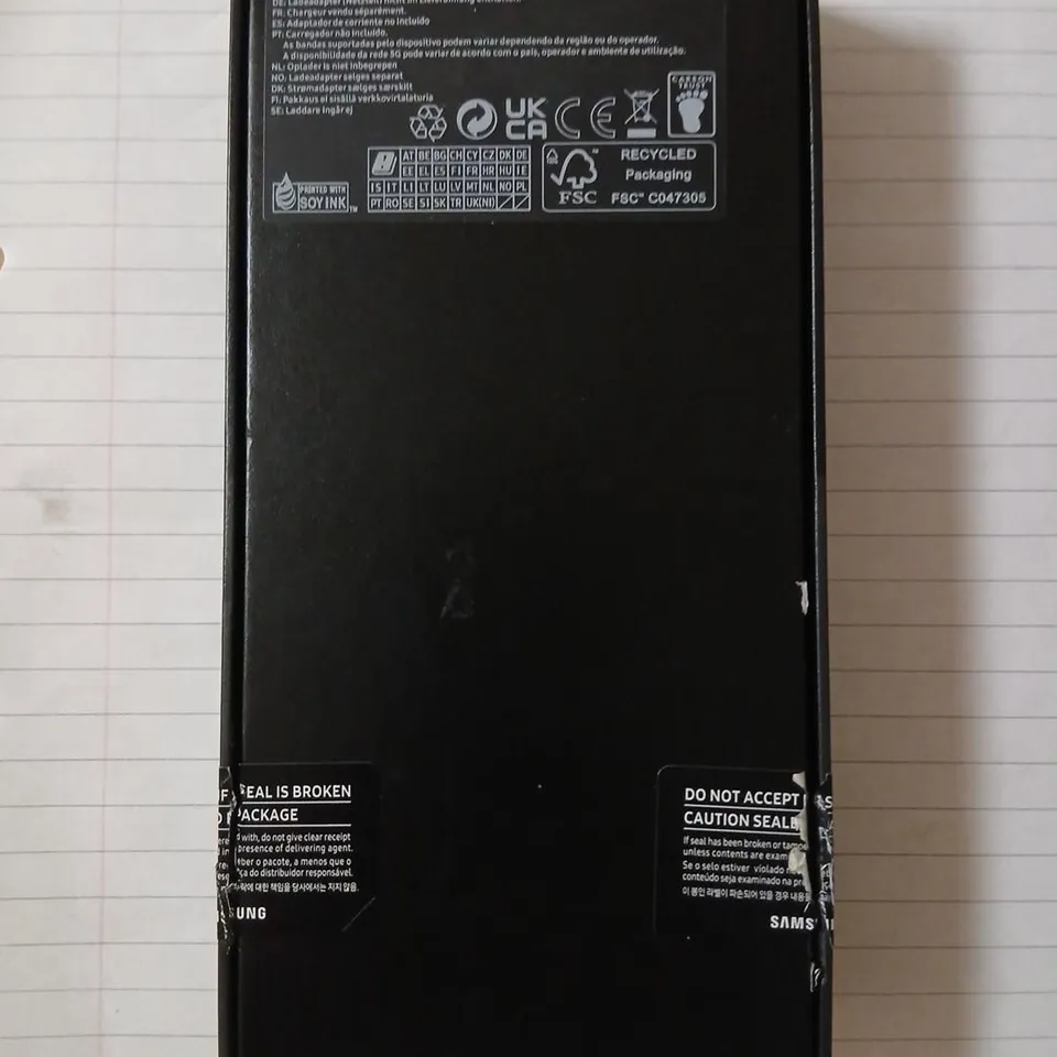 SAMSUNG GALAXY Z FLIP SMARTPHONE – BLACK & LAVENDER – BOXED