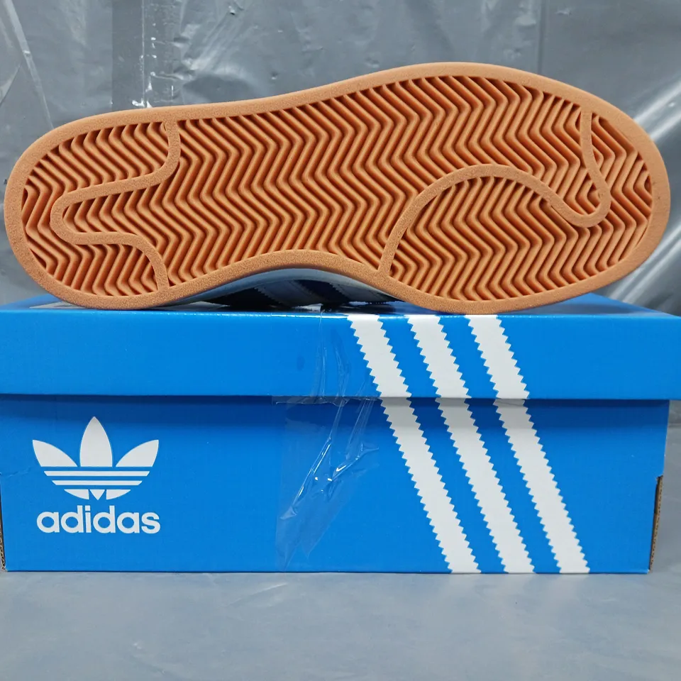 BOXED PAIR OF ADIDAS CAMPUS 00S SHOES IN BLUE/WHITE UK SIZE 7.5