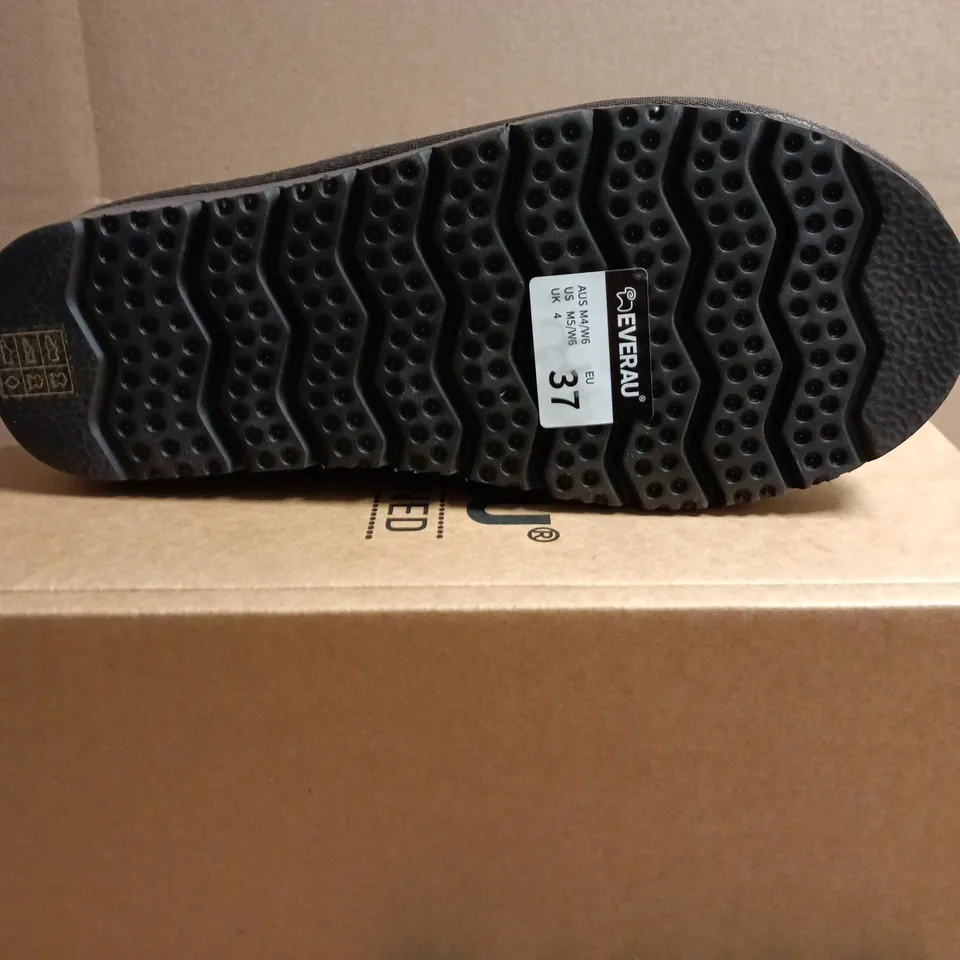 EVERAU SWIFTLET SLIPPERS – CHOCOLATE – 4.5