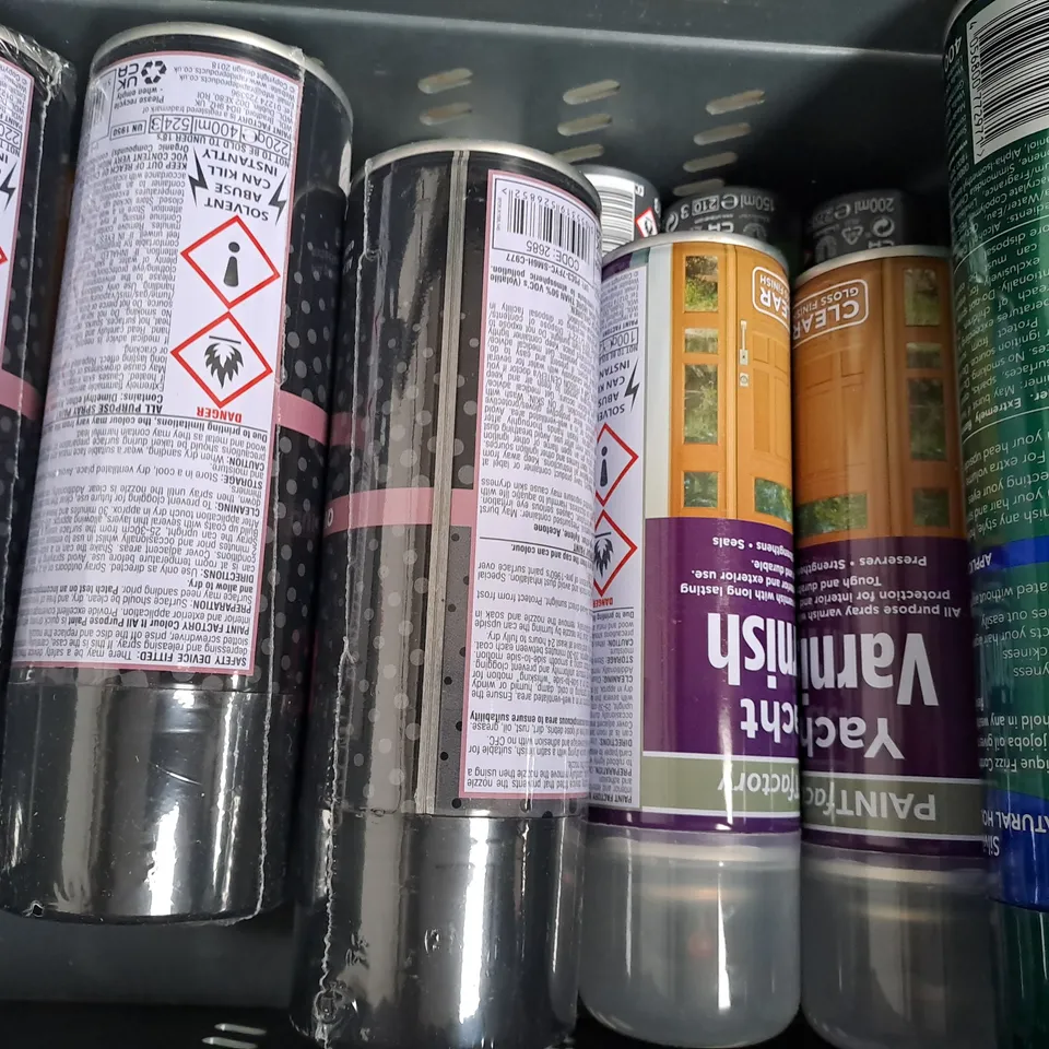 APPROXIMATELY 10 ASSORTED AEROSOL ITEMS IN INCLUDE HAIRSPRAY, SUN BUM, DEODORANT, ETC - COLLECTION ONLY