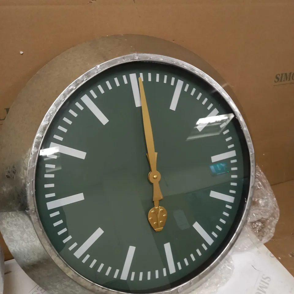 LARGE OUTDOOR GALVANISED STEEL CLOCK - GREEN FACE